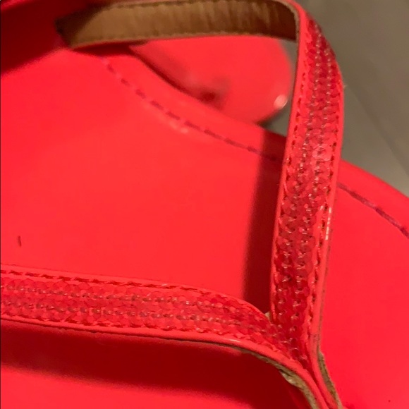 Flip flops (worn once) - Picture 4 of 5